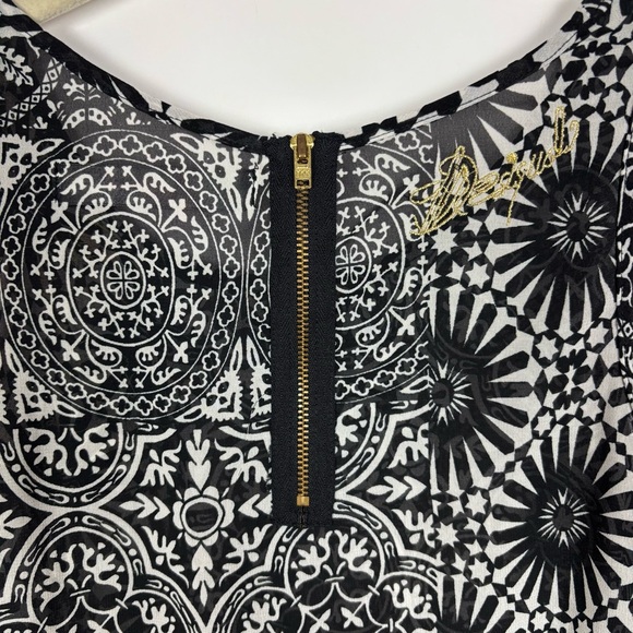 Desigual Top Black White Print Embroidered Beaded Sequin Sheer Sleeveless Small - Picture 9 of 10